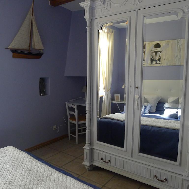 Domaine De La Manse Hotel Villeneuve-de-Berg Cameră foto