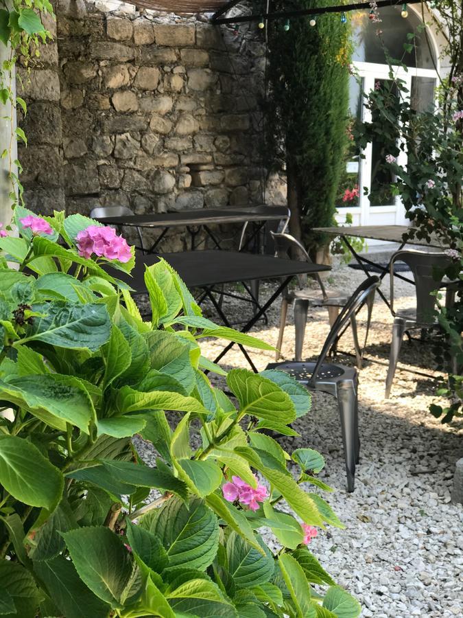 Domaine De La Manse Hotel Villeneuve-de-Berg Exterior foto